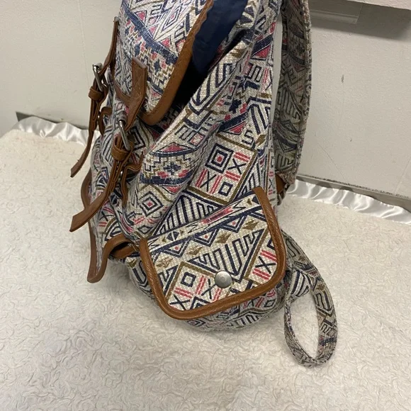 Mudd Tribal school bag Table and Tower Aztec Navy Pink Brown - Picture 4 of 8